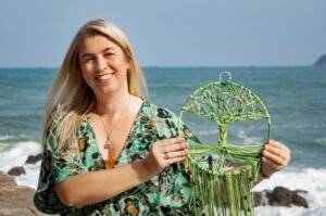 Sessão de terapia online com psicóloga especializada em saúde emocional